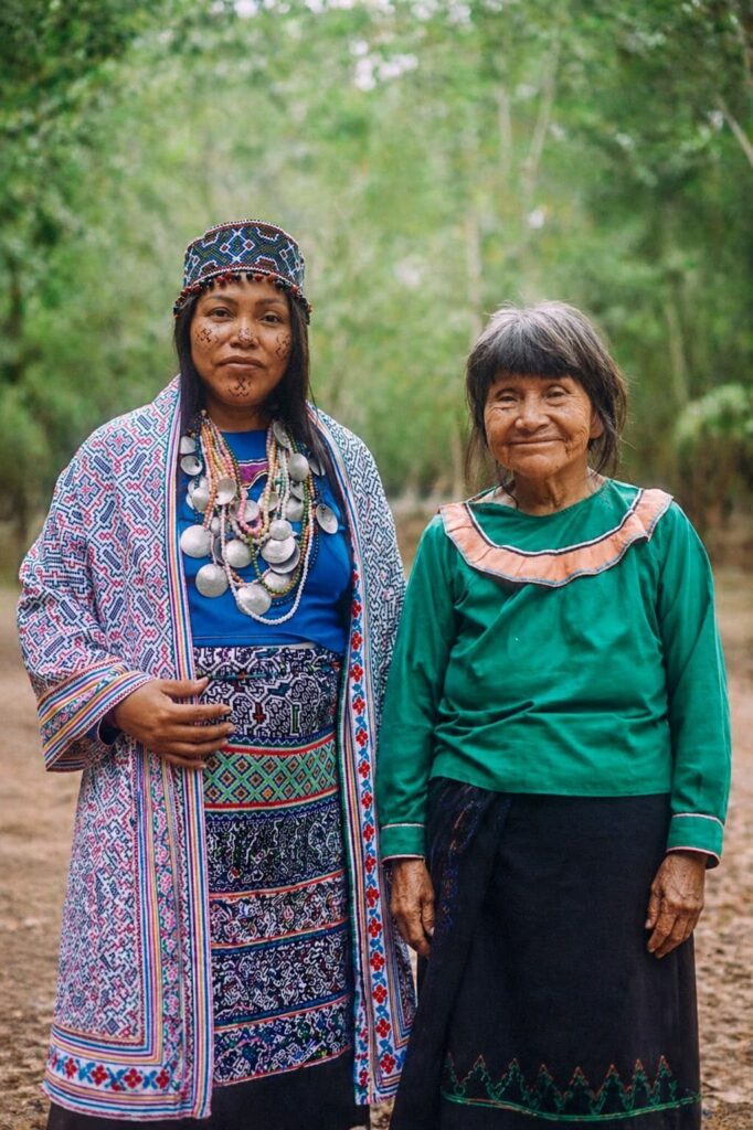 Isabel Sánchez Agustín and Isabel Rojas Arévalo